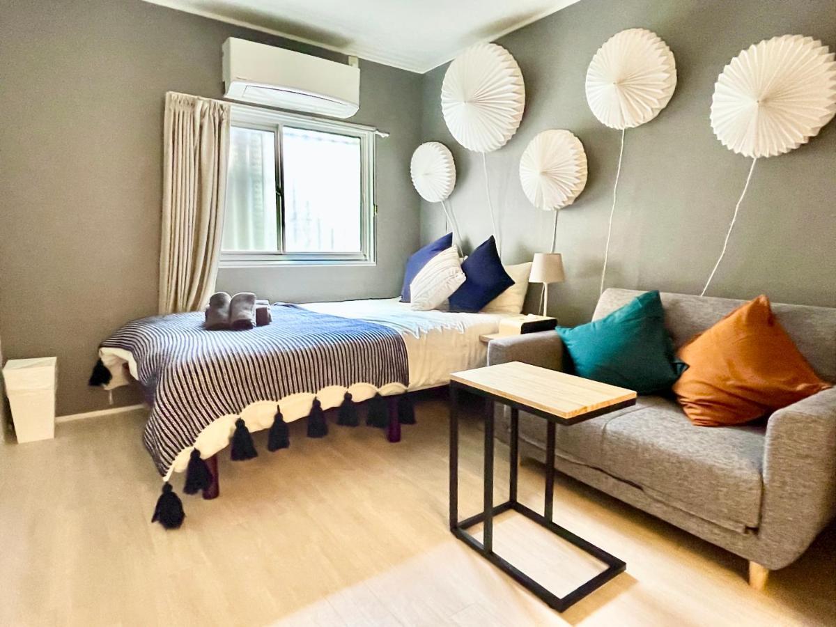 Ritz Place Nishikujo Осака Экстерьер фото